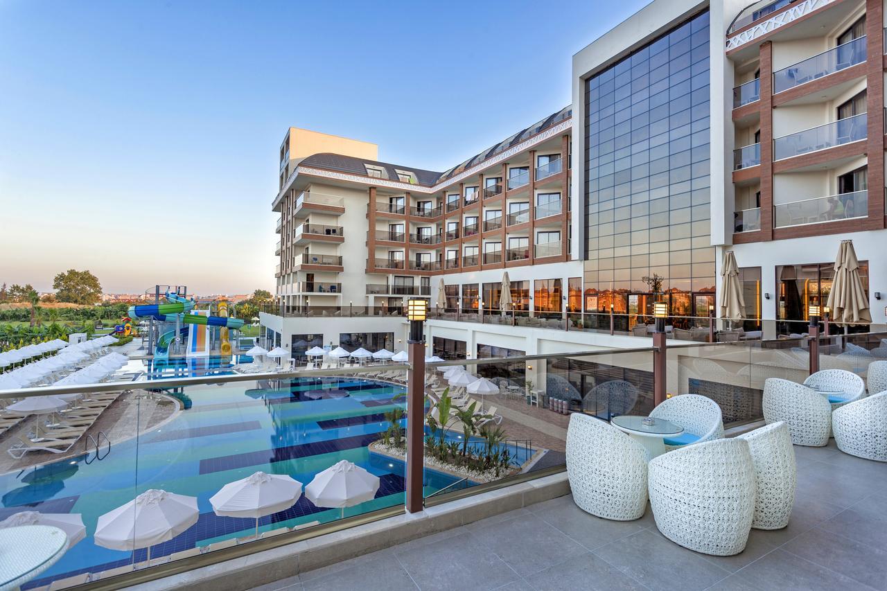 Glamour Resort & Spa Side Exterior photo